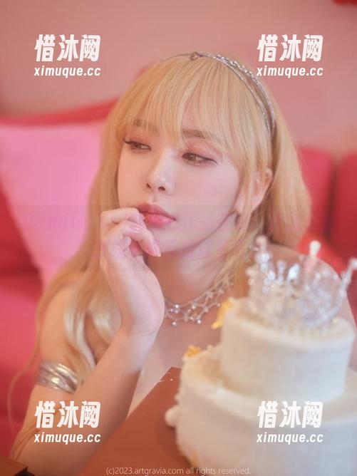 Dami(퀸다미)的泳衣作品在线！我怎么就在线不够反应过来呢？