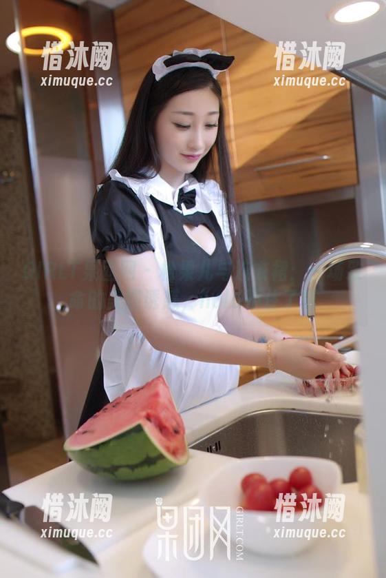 GIRLT果团网 - 松果儿与连衣裙：一场致命的美图诱惑，hold不住了呀