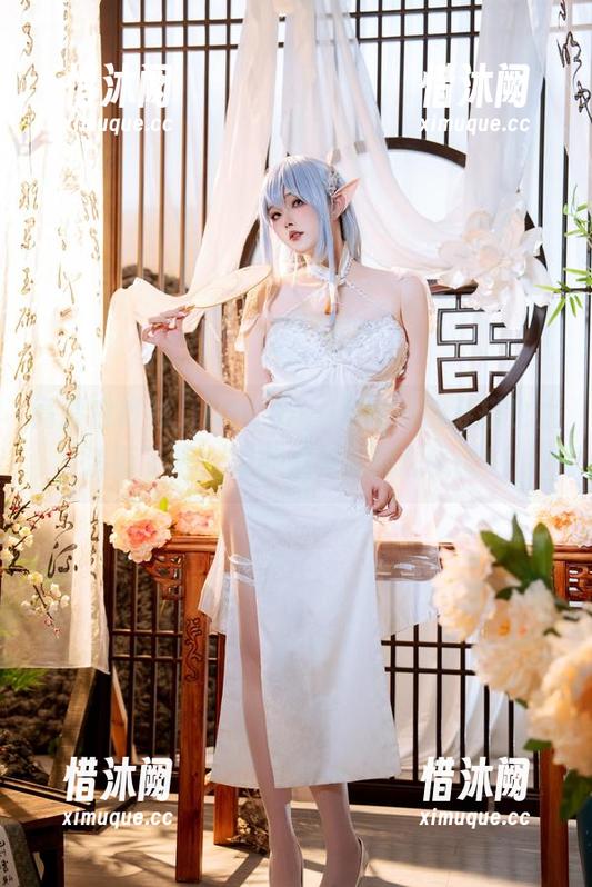高清白衬衫，Natsuko夏夏子的穿搭也太清新了吧，简直看得我都想试试！