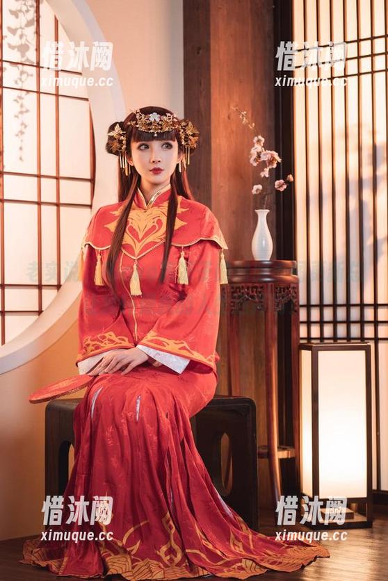 Rioko凉凉子 老实说,Rioko凉凉子的制服美图更新总让我怀疑我的人生选择啊!