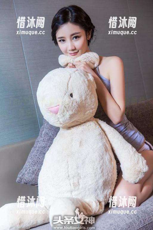 TouTiao头条女神 - 赵灵儿护士形象照片，看出点什么了吗？资源接下来会做什么，我也不太清楚。