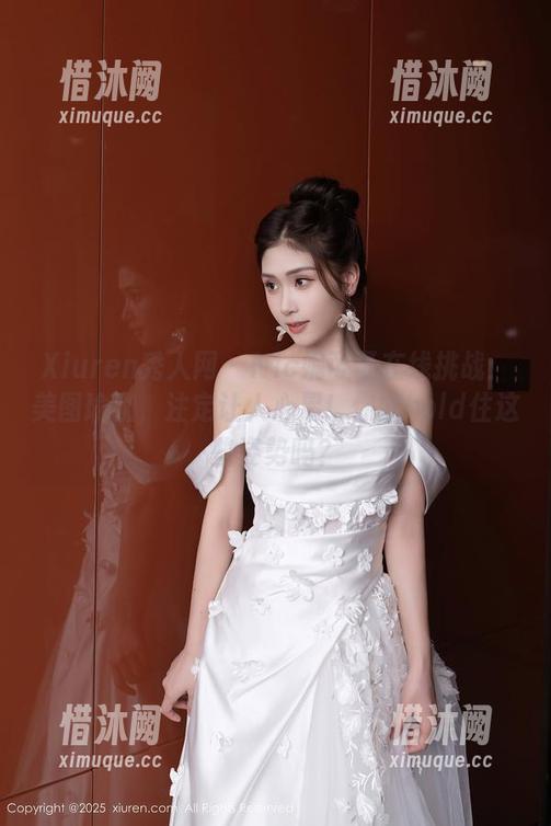 Xiuren秀人网-Nic妮可可 Xiuren秀人网 - Nic妮可可在线挑战:美图瑜伽,注定让人心累!你能hold住这些姿势吗?