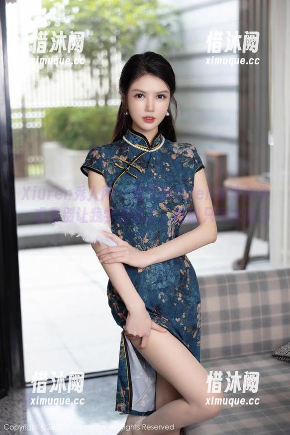 Xiuren秀人网 - 刘艾琳Allen泳池合集：求你别让我学游泳了，刚刚只玩水而已！