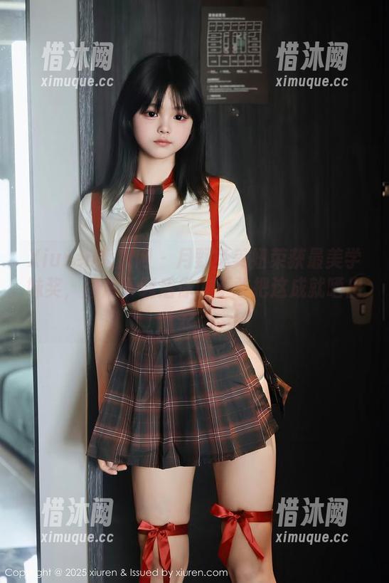 Xiuren秀人网 - 月野兔美妞荣获最美学妹奖，图片下载后你敢不敢把这成就晒出去？