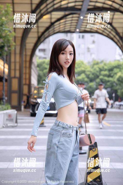 Xiuren秀人网 - 王伊纯，眼镜控必看，顺便顺便拿点免费资源！