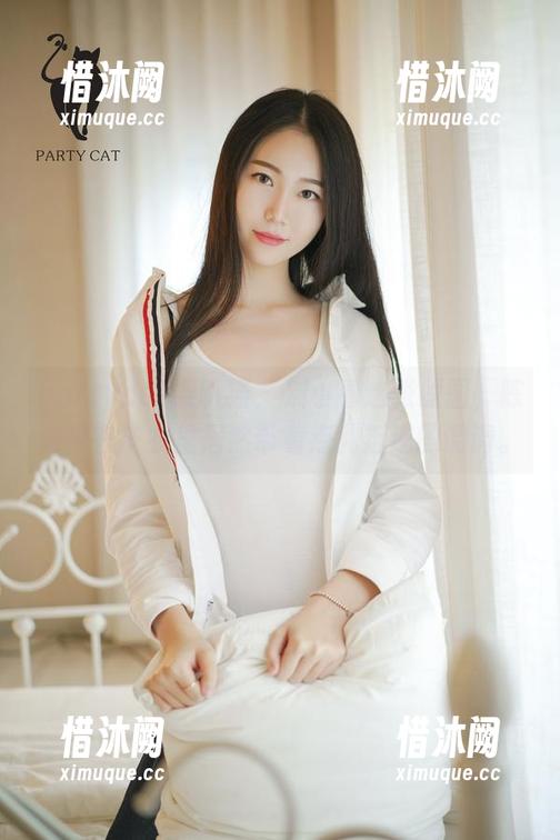 partycat轰趴猫 – 别小看这张原图，陈雅漫在皮衣里居然带着点儿叛逆的调调。
