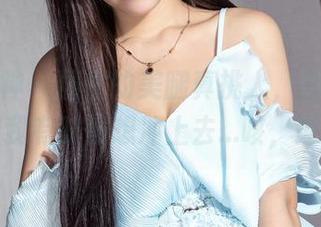 克拉女神 – 僮僮的美腿真挑人，精选的美图看得我有时候想冲上去…咳，理智呢？