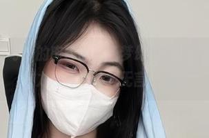 微密圈 – 当可爱的肉巴的紫色梦幻邂逅现实，这合集的火力还真是让我无言以对。