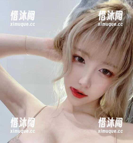 啾小妍Deer 原来金发还有这样的可能,啾小妍Deer的多彩图片合集