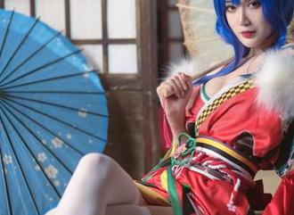 大梨子不是御姐又来了，高清图包里的毛衣让人想发呆