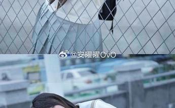 好戏上演！安曜曜的蕾丝福利，想问问大家这是艺术还是……？