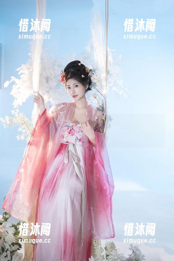 星澜是澜澜叫澜妹呀 星澜是澜澜叫澜妹呀的ol制服,观看的时候脑海里一闪而过的是职场漫游的画面。