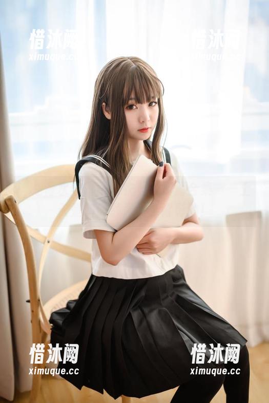 “是青水与露背毛衣”的高清合集——上天是如何颁发这个背影的！
