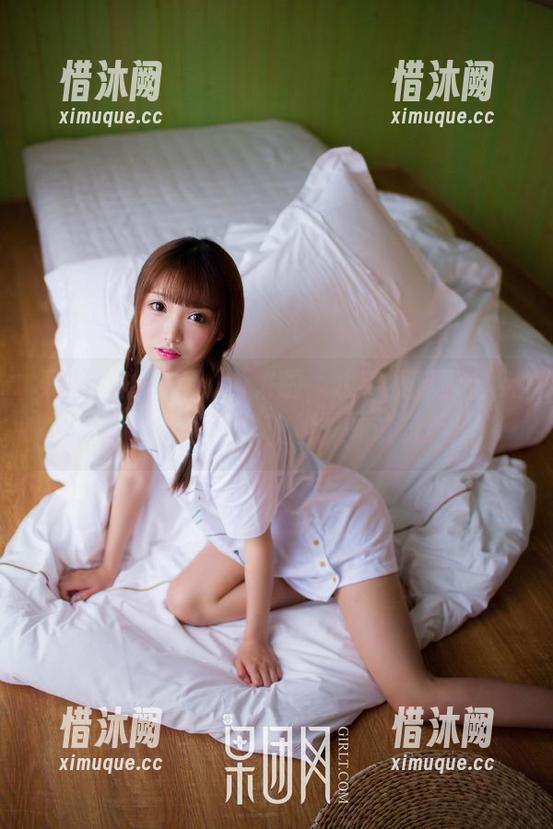 果团网 - 甜Abby来啦，水手服资源全免费，让你也能“上船”一试身手！