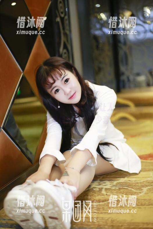 果团网 - 酸酱兔，温柔得真让人心烦，私拍套图里到底藏了多少套路？