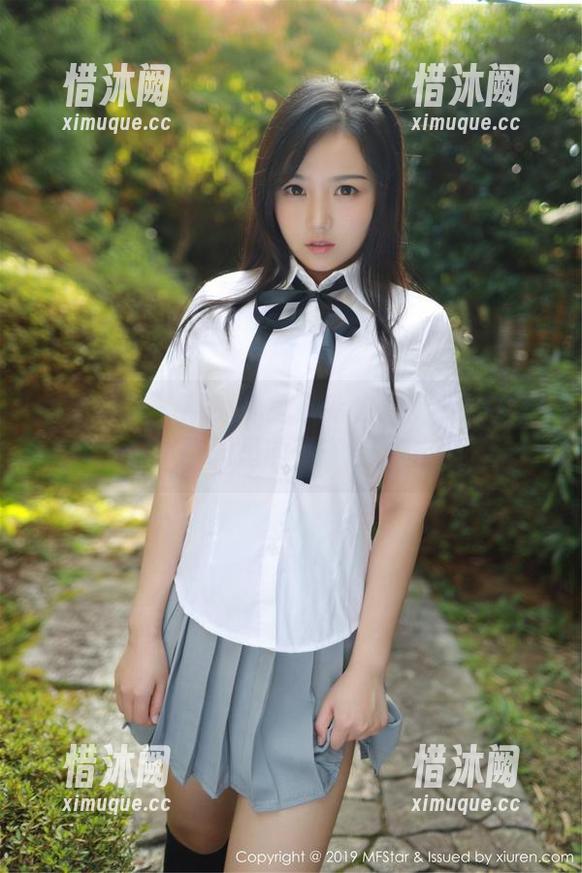 模范学院-草莓兔兔 模范学院 - 草莓兔兔最新力作:皮衣套图,连动物园里的兔子都要嫉妒!