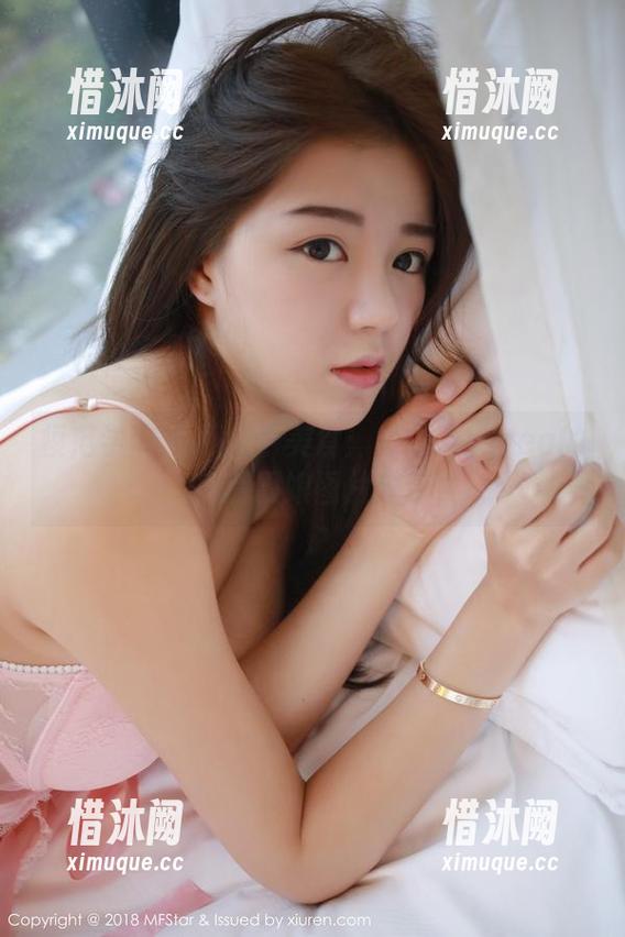 模范学院 - 不止于美食：露露Andrea的高清厨娘图片分享