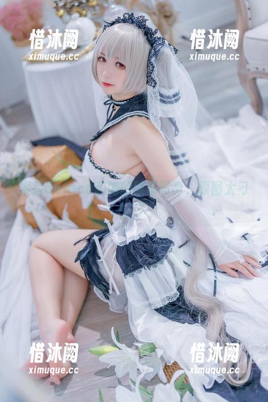 樱落Selena和她的柴郡写真，原图太刁钻了
