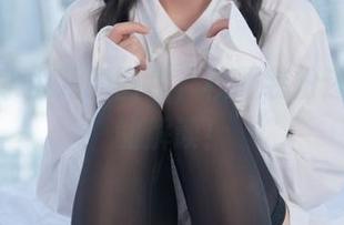 来瞧清水由乃的图包，校服装扮还有别样的解读！
