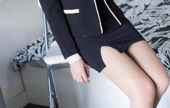 爱蜜社 – 小热巴的自拍魔法：你的壁纸也该升级了！