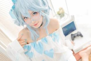 无圣光也散发光芒：狐萝卜呦的柴郡音乐绚烂，450度审美品位