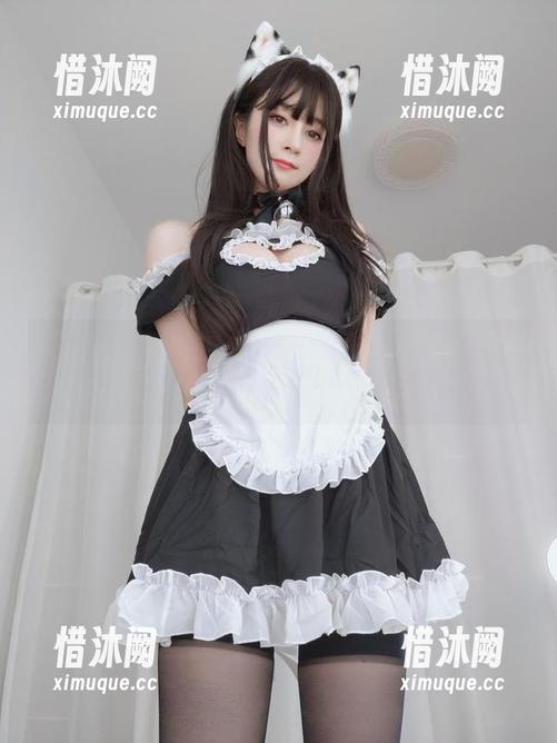 白银81的西服自摄，居然还有人喜欢下载吗？