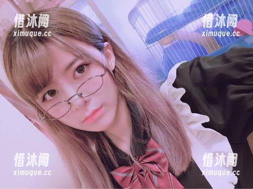 定制乱世佳人：眼酱大魔王w的制服写真演绎