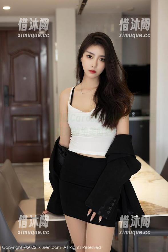 秀人网-土肥圆Caro 秀人网 - 土肥圆Caro的女神图包,无圣光照耀的绝美时刻!