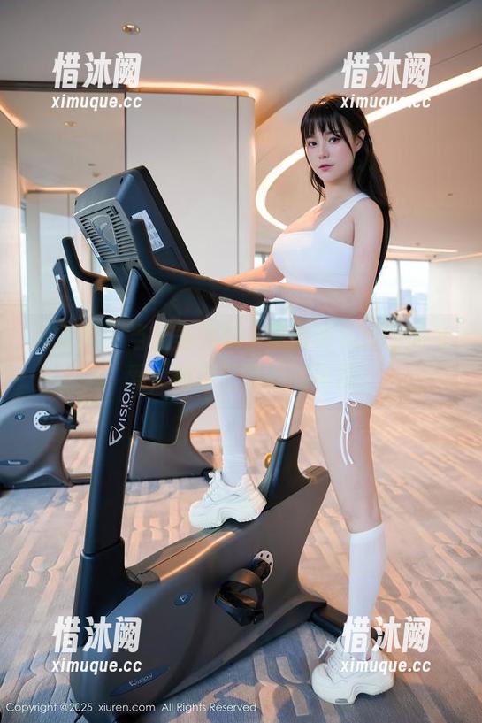 秀人网-夏诗诗Sally 秀人网 - 当无圣光遇上夏诗诗Sally的可爱,简单又奇妙的作品