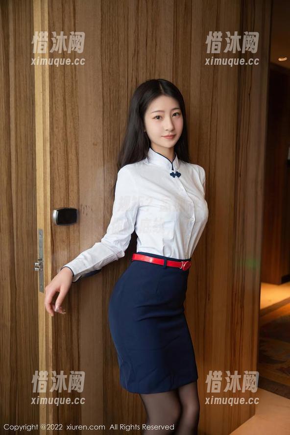 秀人网-孟狐狸FoxYini 秀人网 - 学校的规矩?孟狐狸FoxYini校服合集挑战你的底线,快去下载!