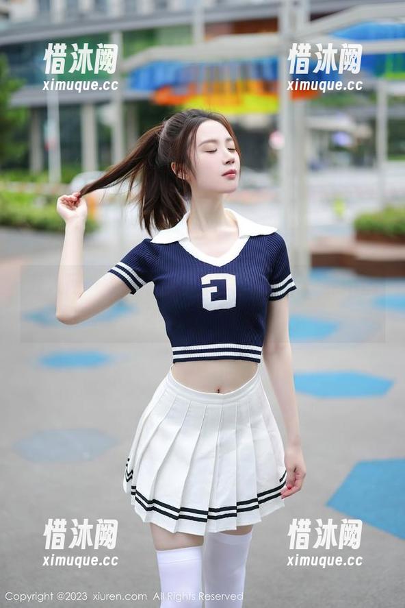 秀人网 - 苏苏阿的肉丝写真更新，能不能不让我想歪？