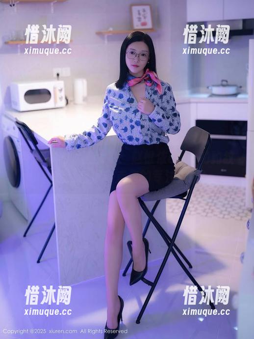 秀人网-赵惟依coco 秀人网 - 提醒大家:赵惟依coco的豹纹图包,合理拿走你的专注力哦!
