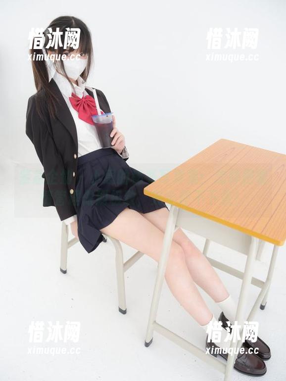 紧急企划-小恩 紧急企划 - 小恩的秘书写真集:怎样把表情管理做到极致,完全停不下来!
