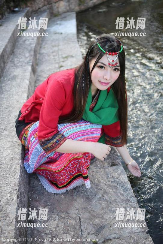 美媛馆 - 更新！可儿的校服写真集，校园气息里又多了一些淘气。