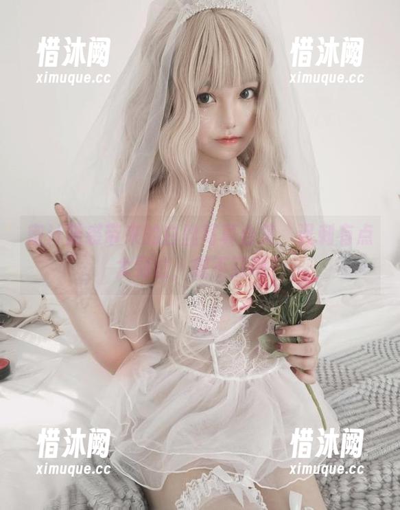 蜜汁猫裘 蜜汁猫裘带来的白丝写真合集,讽刺有点太到位,想不到吧?