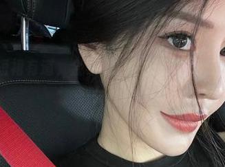 微密圈 – 短裙有道，金希儿教你如何轻松分享…轻松变女神？