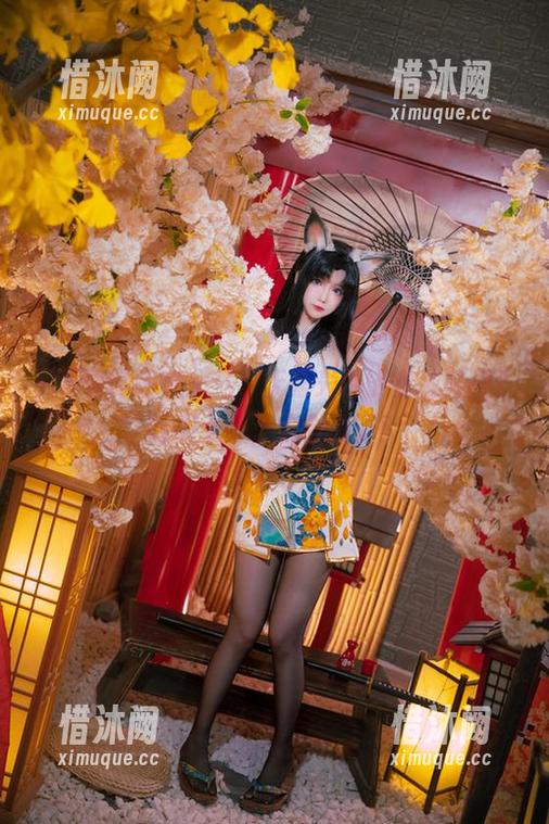 只要雪晴嘟嘟出马，无圣光也能变成美图？透明女仆，太会选了！