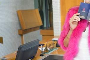 魅妍社 – 陈雅漫VICKY的美图，悄悄告诉你一点点秘密